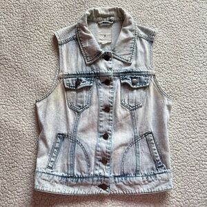 Y2K Forever 21 Light Wash Denim Vest Button Front Cropped Jean Vest Size S